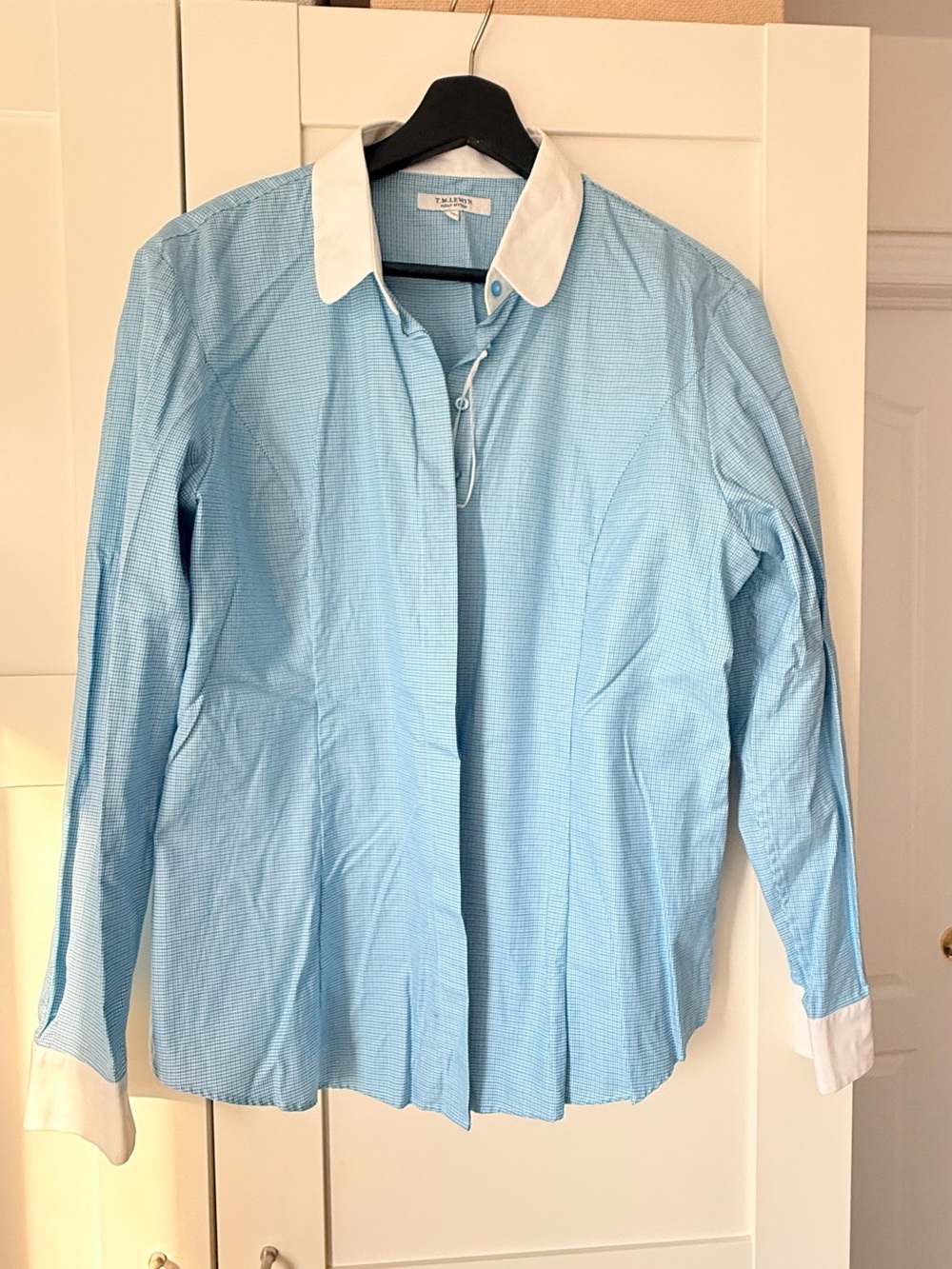 T.M. LEWIN Light Blue Button-Up Shirt NWOT with White Collar